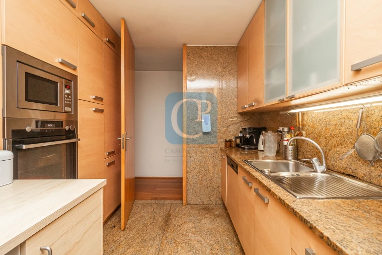 Apartamento T3 para Venda em Aldoar, Foz do Douro e Nevogilde Foto 12