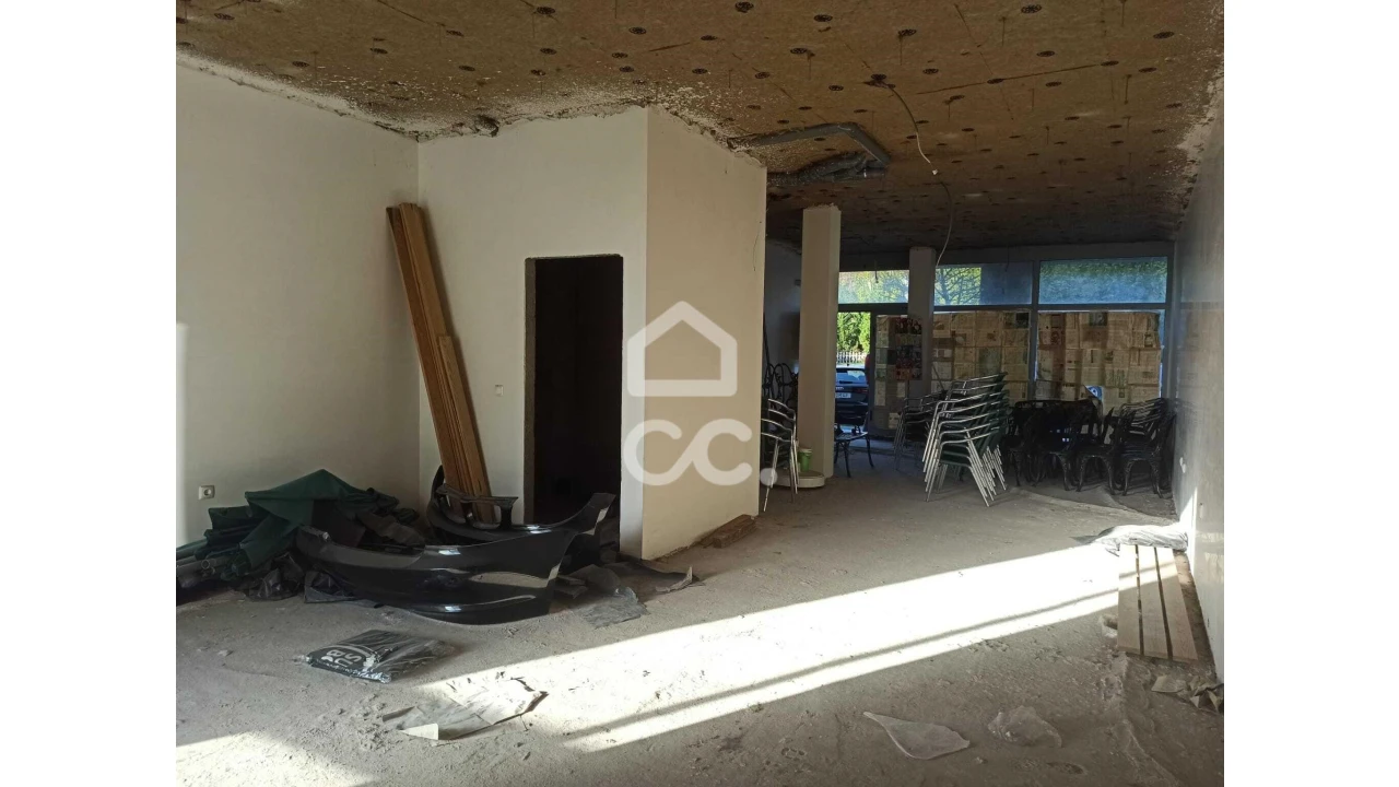 Negócio para Arrendamento em São Torcato Foto 3