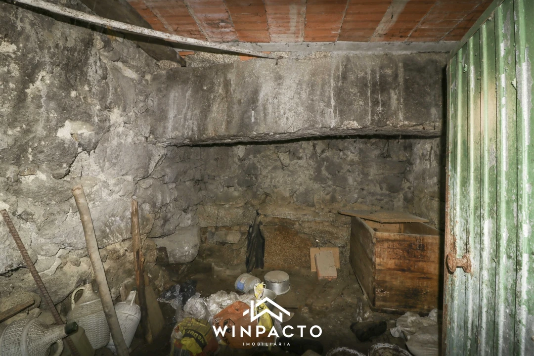 Moradia T3 para Venda em Lapa do Lobo Foto 15