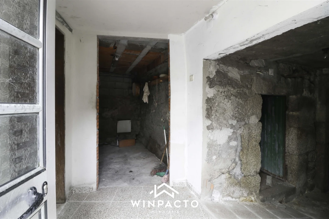 Moradia T3 para Venda em Lapa do Lobo Foto 12