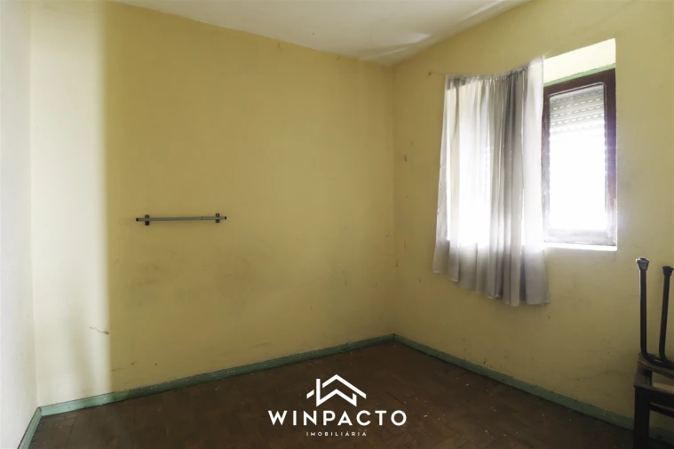 Moradia T3 para Venda em Lapa do Lobo Foto 21