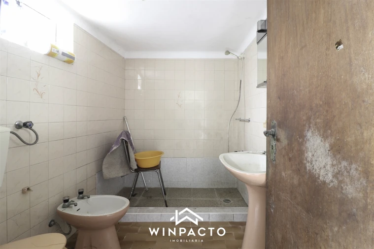 Moradia T3 para Venda em Lapa do Lobo Foto 27