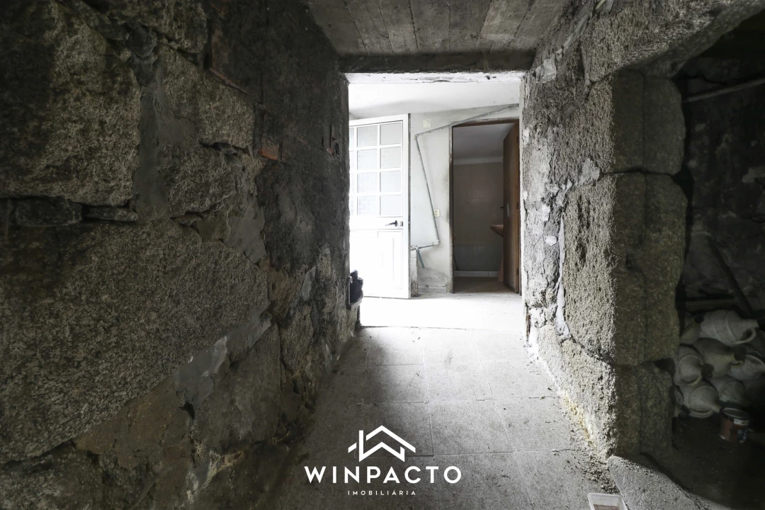 Moradia T3 para Venda em Lapa do Lobo Foto 16