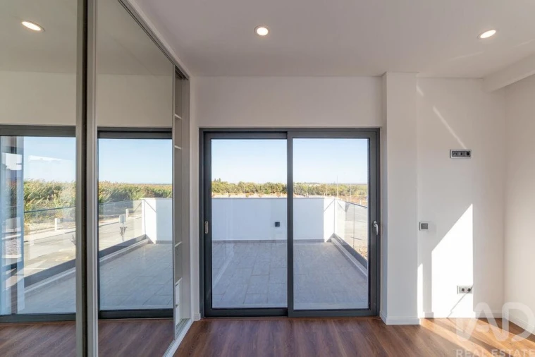 Moradia T3 para Venda em Tavira (Santa Maria e Santiago) Foto 23