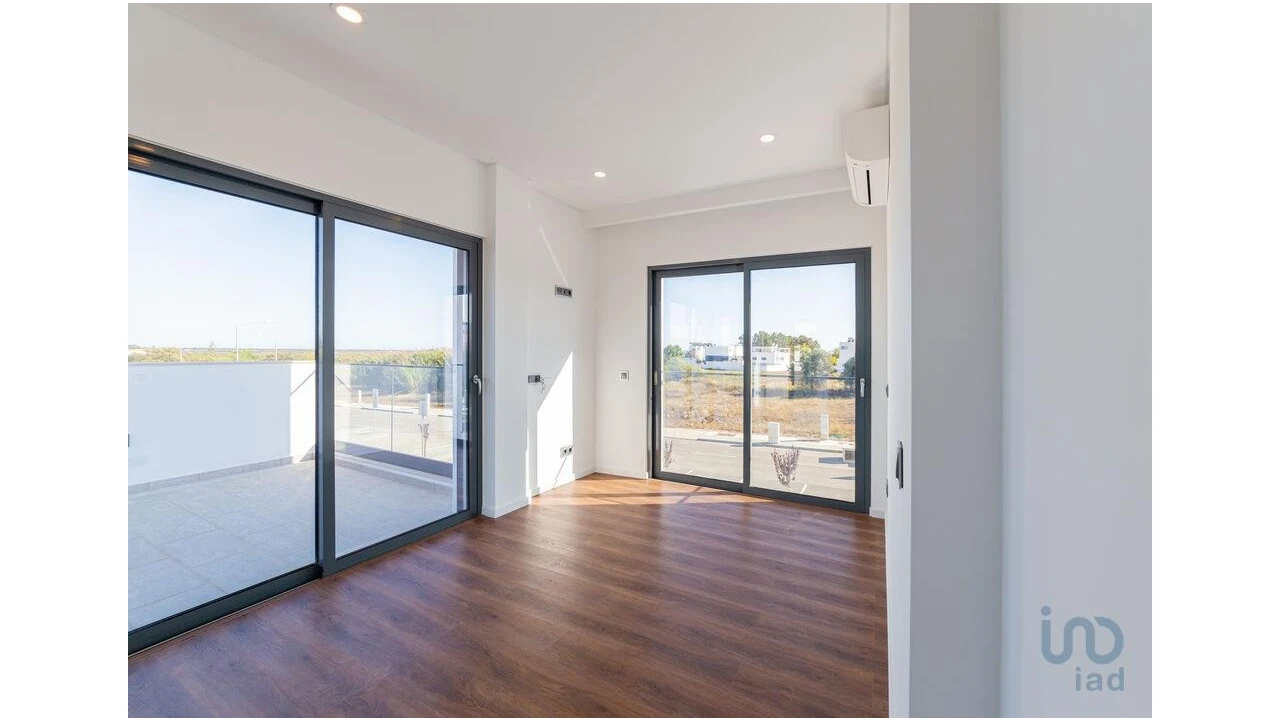 Moradia T3 para Venda em Tavira (Santa Maria e Santiago) Foto 14