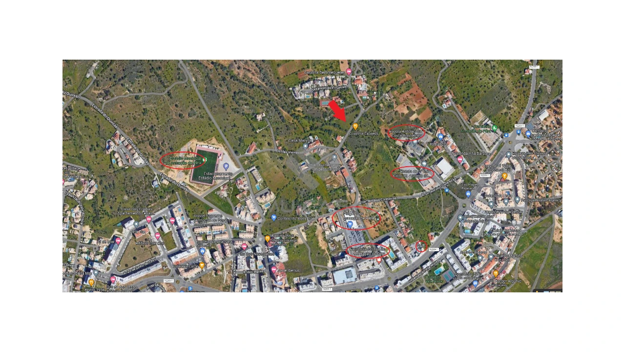 Terreno para Venda em Armação de Pera Foto 8