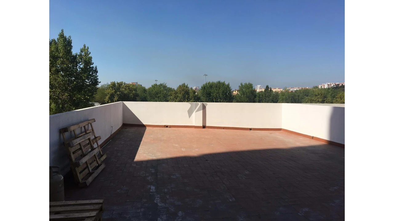 Negócio para Venda em Alto do Seixalinho, Santo André e Verderena Foto 11