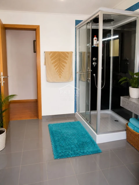 Moradia T3 para Venda em Santo Antonio