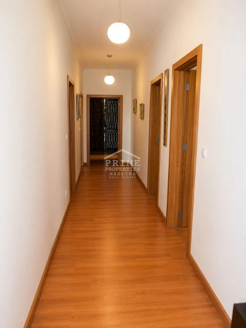 Moradia T3 para Venda em Santo Antonio