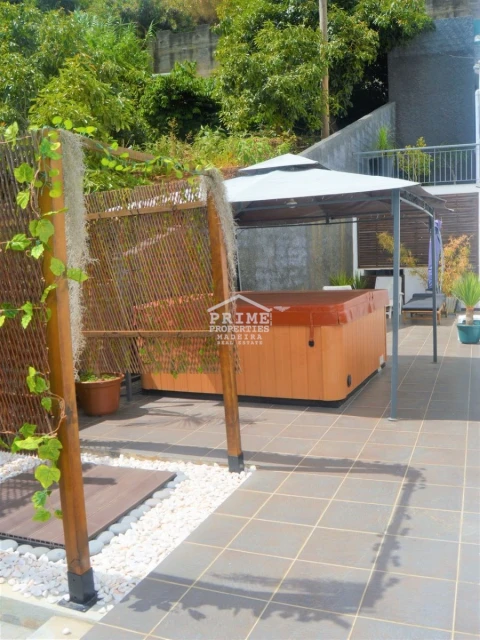 Moradia T3 para Venda em Santo Antonio