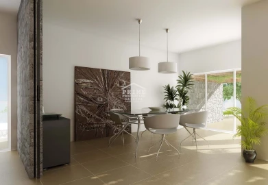 Moradia T4 para Venda em Funchal (Santa Maria Maior)