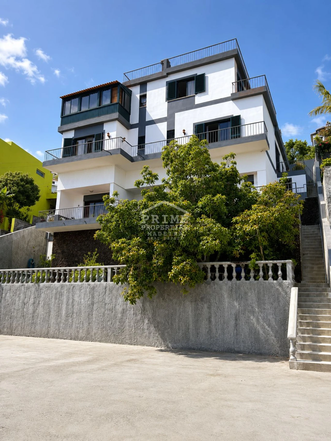 Moradia T5 para Venda em Monte Foto 1