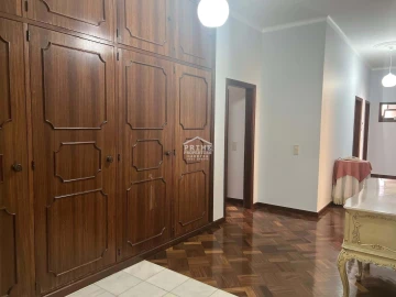 Moradia T5 para Venda em Monte