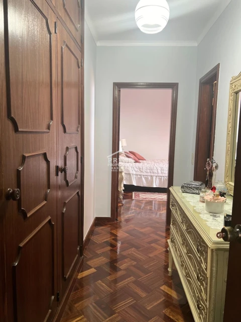 Moradia T5 para Venda em Monte