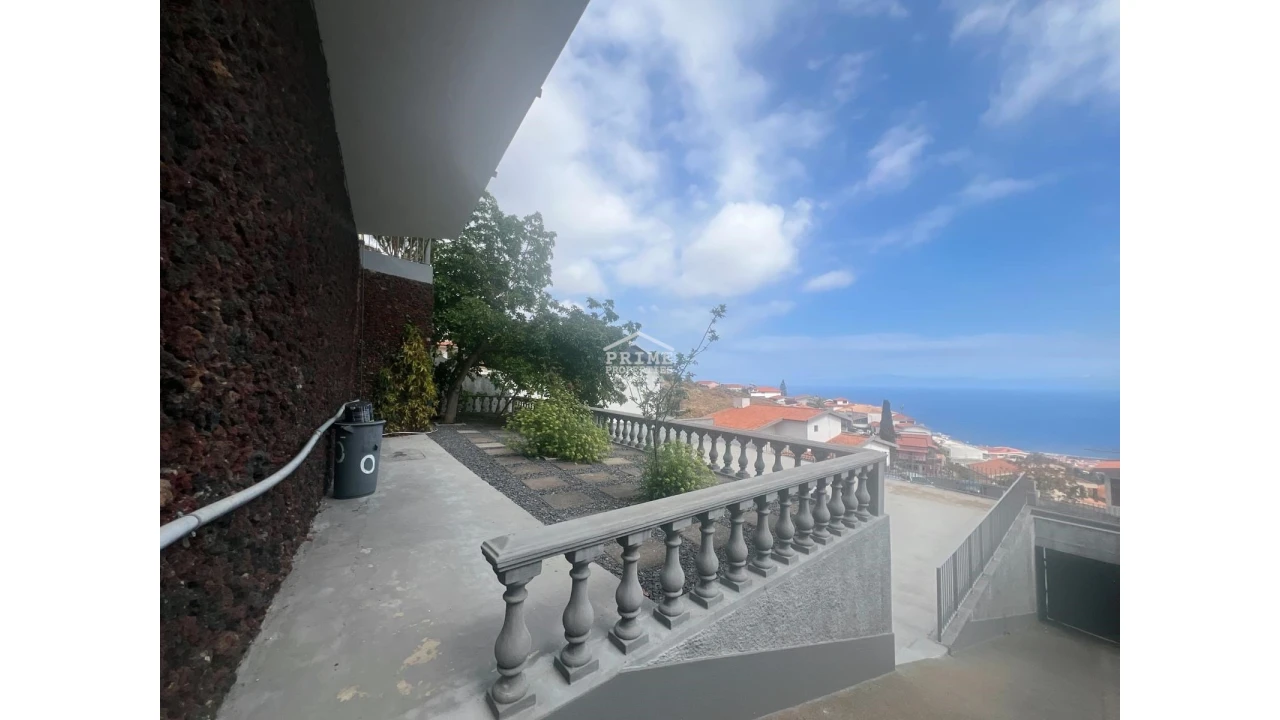 Moradia T5 para Venda em Monte Foto 32