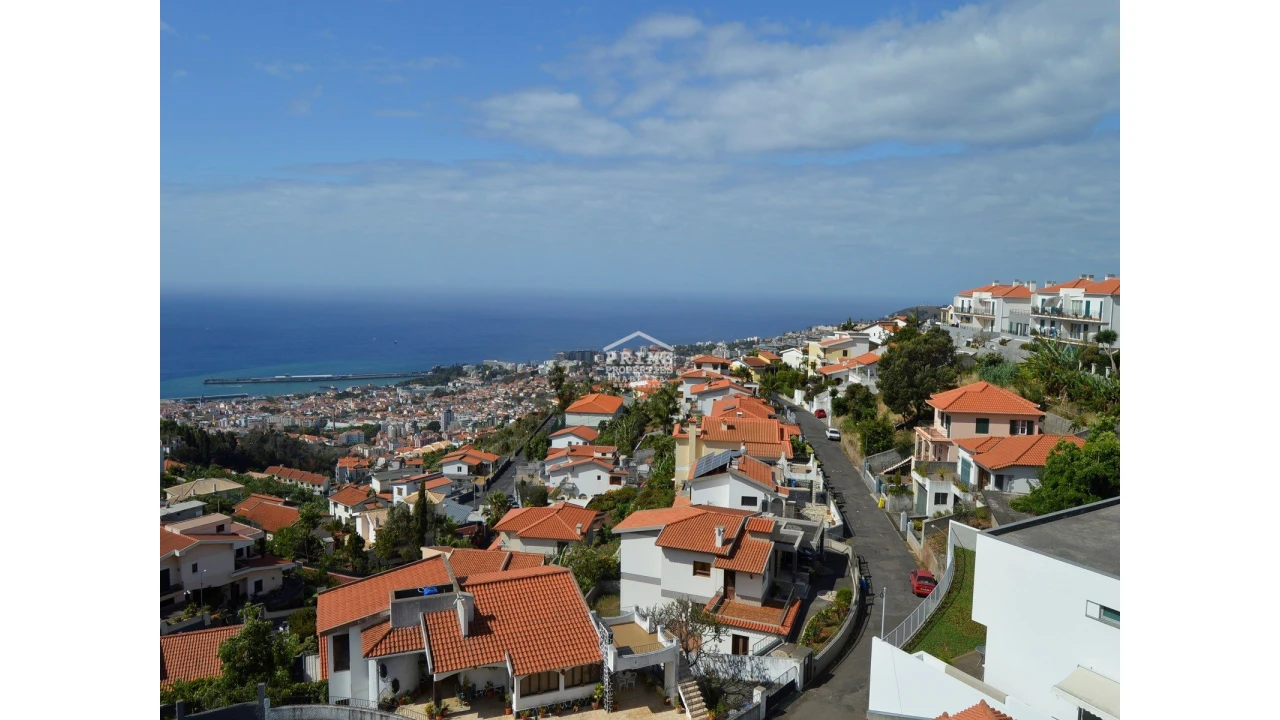 Moradia T5 para Venda em Monte Foto 18