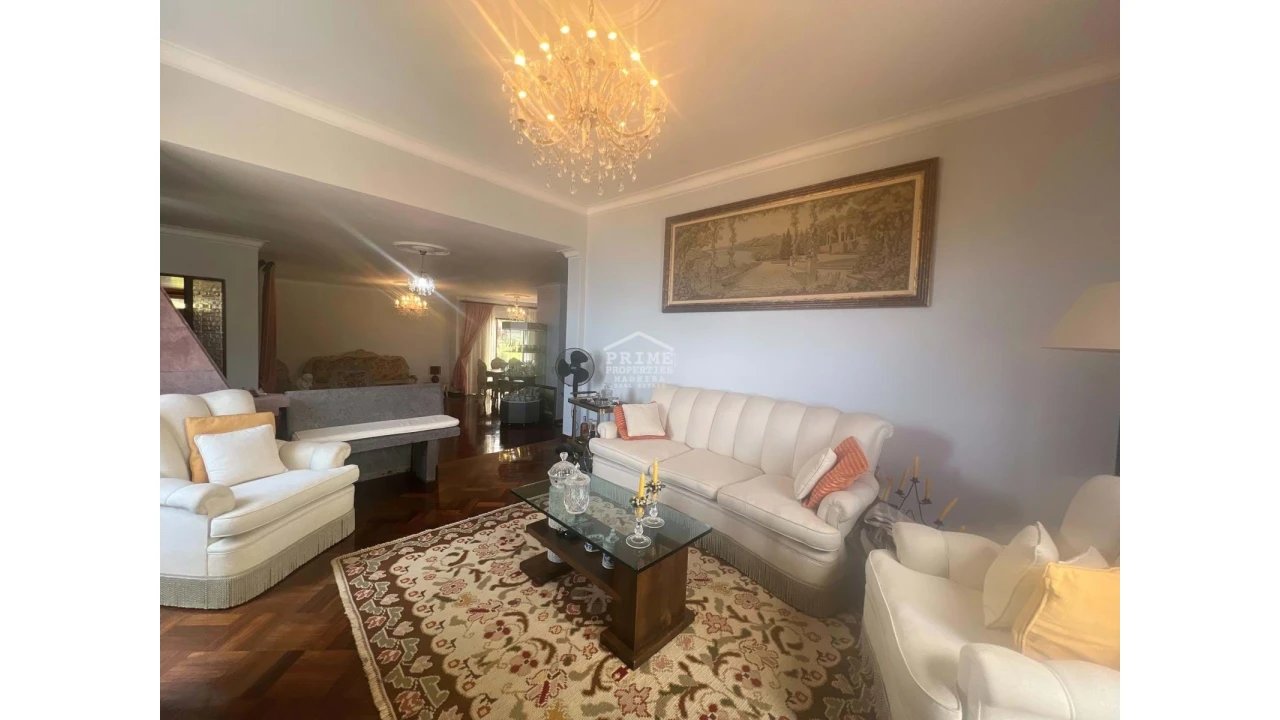 Moradia T5 para Venda em Monte Foto 9