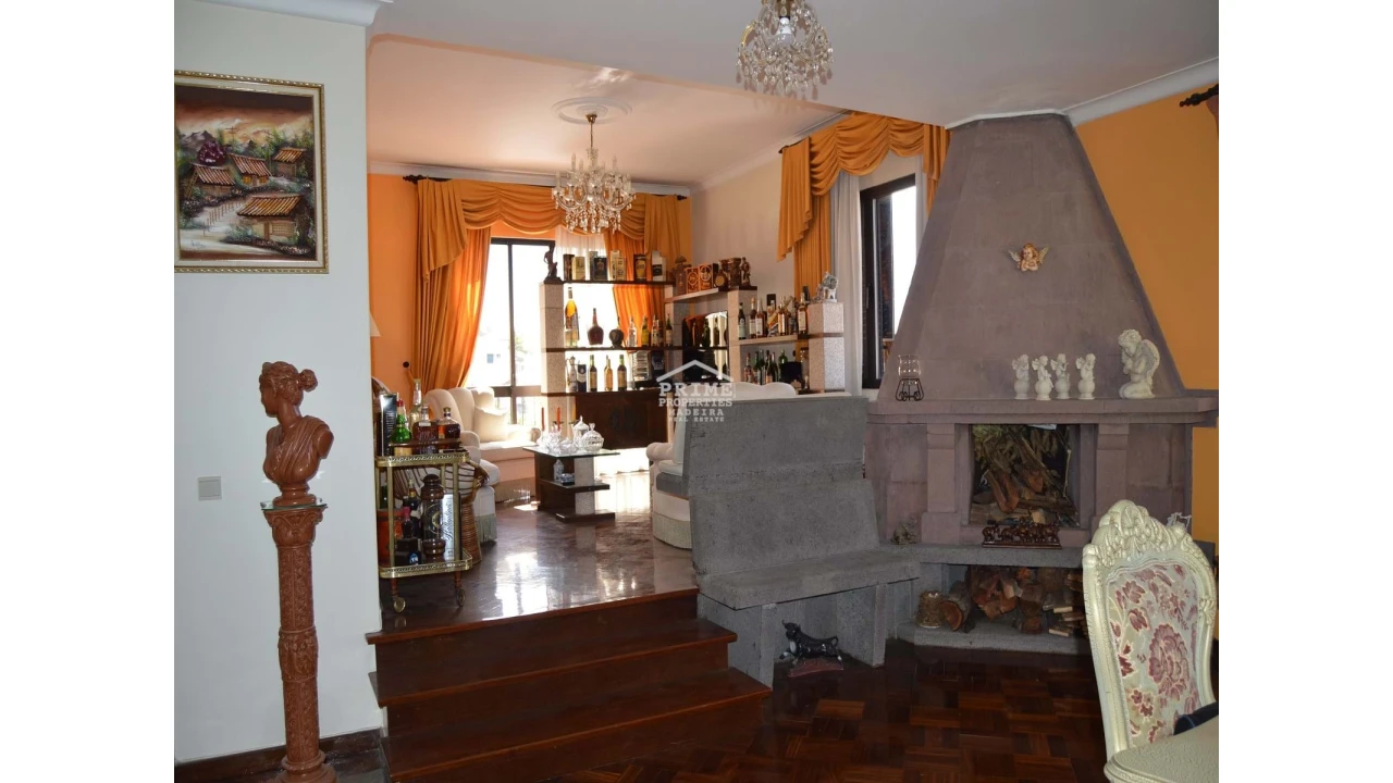 Moradia T5 para Venda em Monte Foto 8