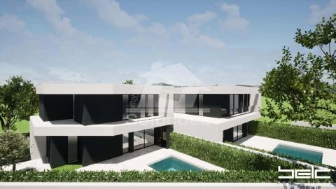 Moradia T4 para Venda em Estômbar e Parchal