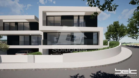 Moradia T4 para Venda em Estômbar e Parchal