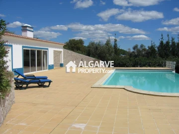 Moradia T7 para Venda em Ferreira do Alentejo e Canhestros