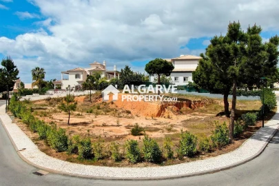 Terreno para Venda em Almancil