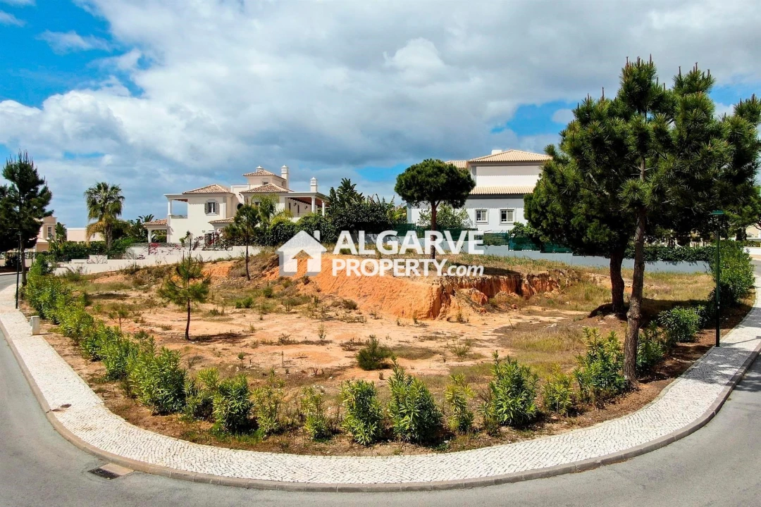 Terreno para Venda em Almancil Foto 11