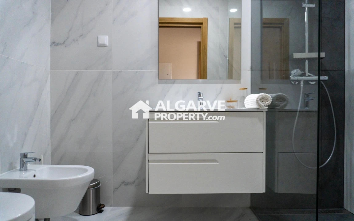 Apartamento T1 para Venda em Albufeira e Olhos de Água Foto 13