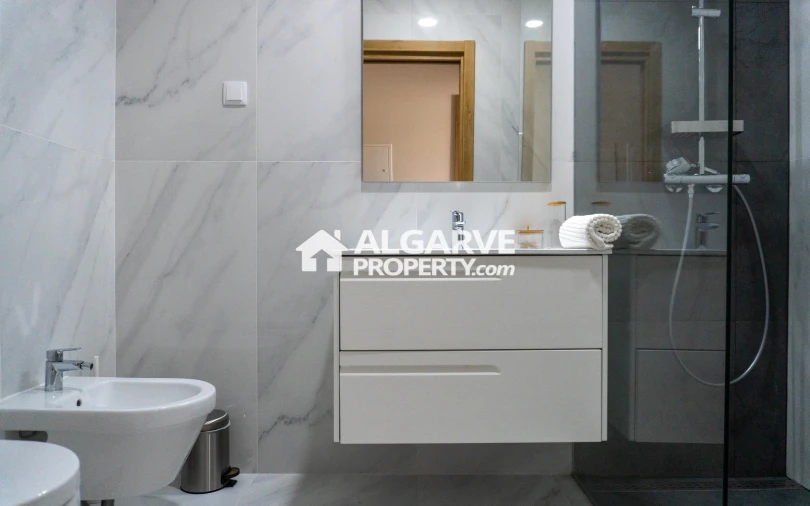 Apartamento T1 para Venda em Albufeira e Olhos de Água Foto 13