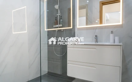 Apartamento T2 para Venda em Albufeira e Olhos de Água