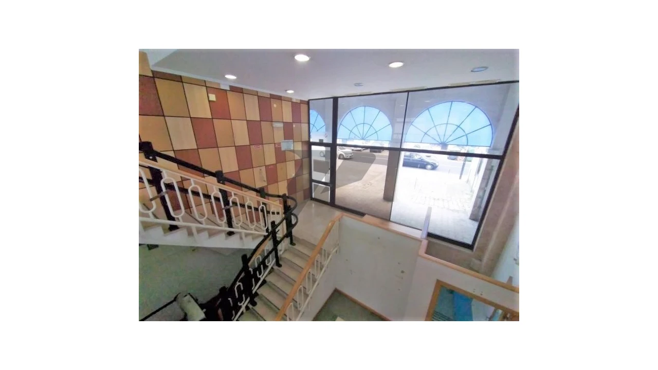 Negócio para Venda em Alto do Seixalinho, Santo André e Verderena Foto 14