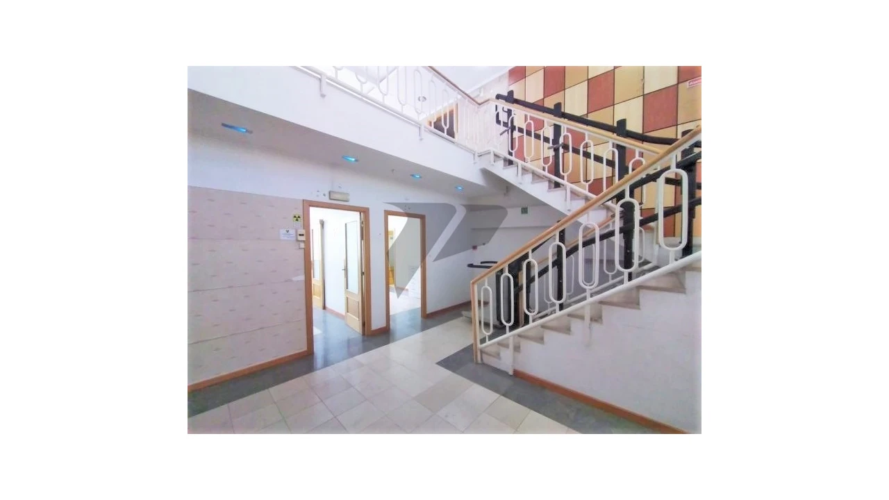 Negócio para Venda em Alto do Seixalinho, Santo André e Verderena Foto 17