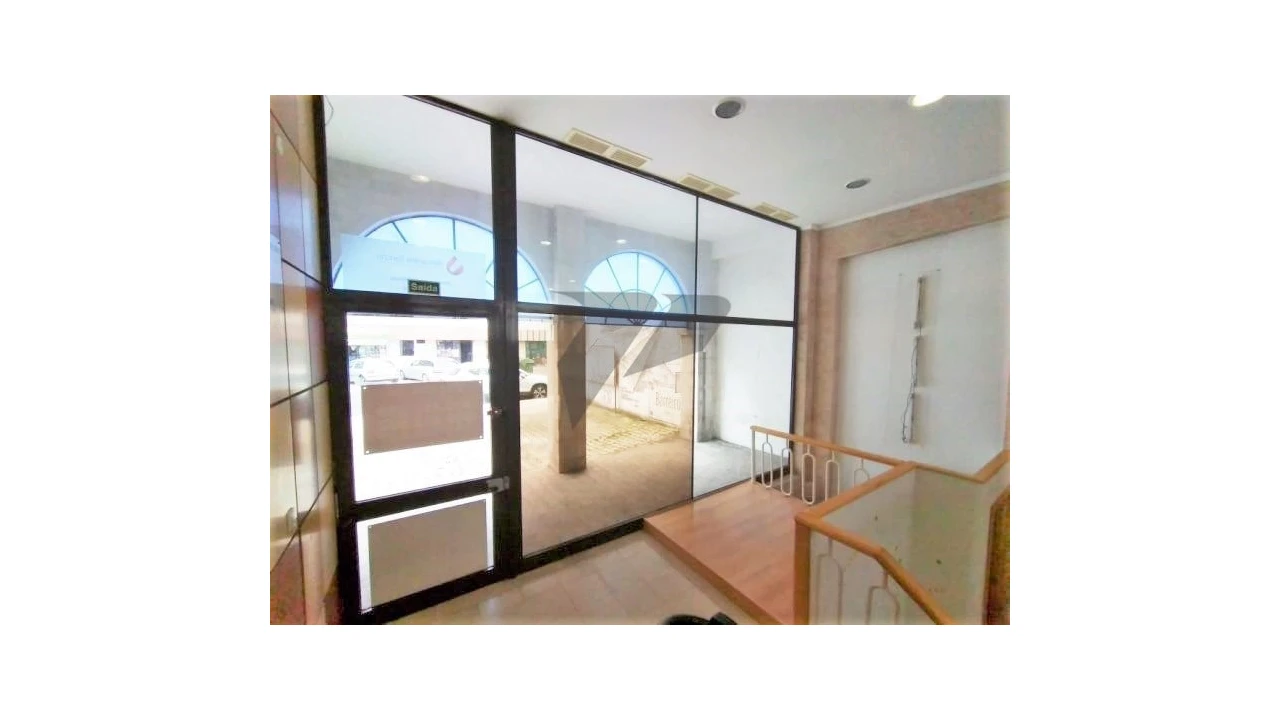 Negócio para Venda em Alto do Seixalinho, Santo André e Verderena Foto 39