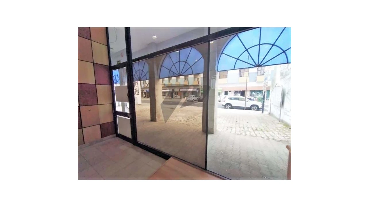 Negócio para Venda em Alto do Seixalinho, Santo André e Verderena Foto 38