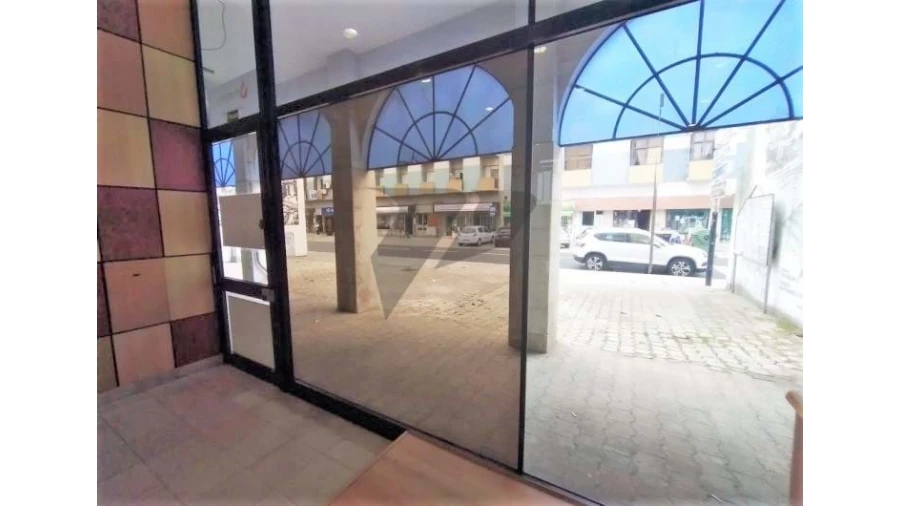 Negócio para Venda em Alto do Seixalinho, Santo André e Verderena Foto 38