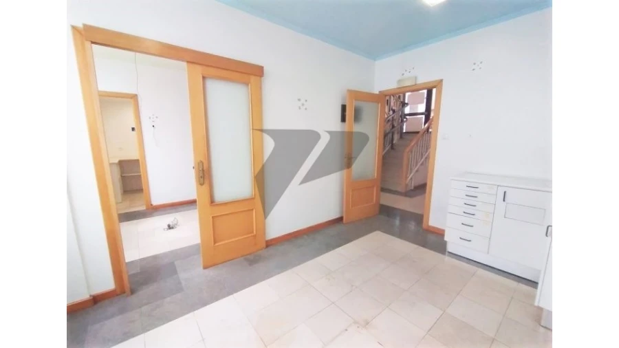 Negócio para Venda em Alto do Seixalinho, Santo André e Verderena Foto 19