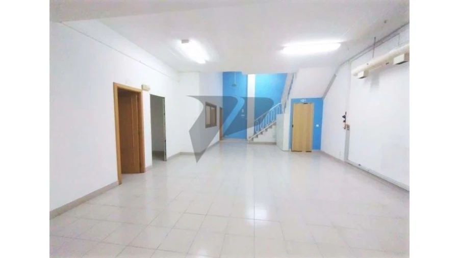 Negócio para Venda em Alto do Seixalinho, Santo André e Verderena Foto 31