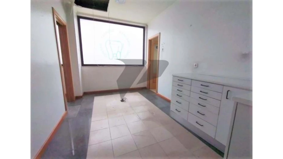 Negócio para Venda em Alto do Seixalinho, Santo André e Verderena Foto 20