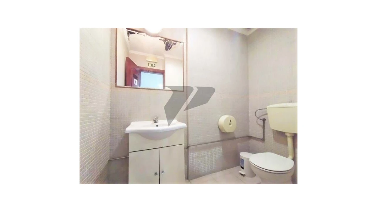 Negócio para Venda em Alto do Seixalinho, Santo André e Verderena Foto 30