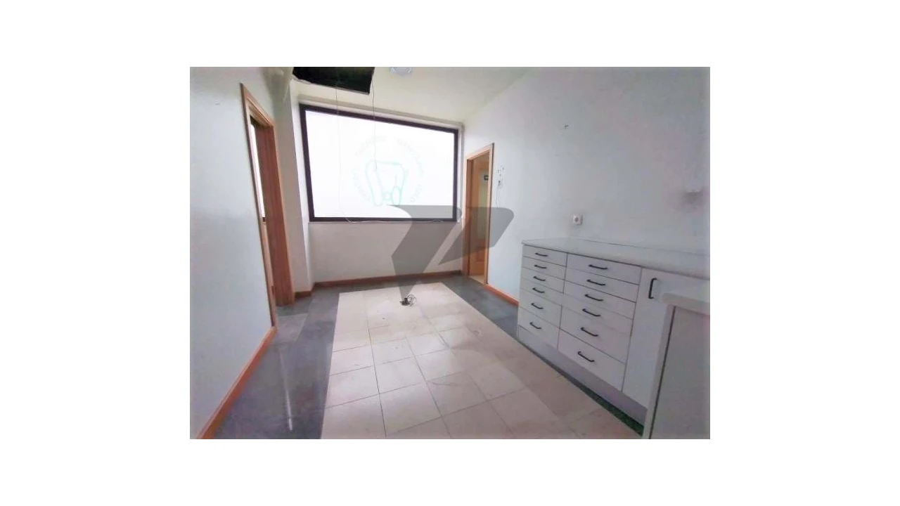 Negócio para Venda em Alto do Seixalinho, Santo André e Verderena Foto 20