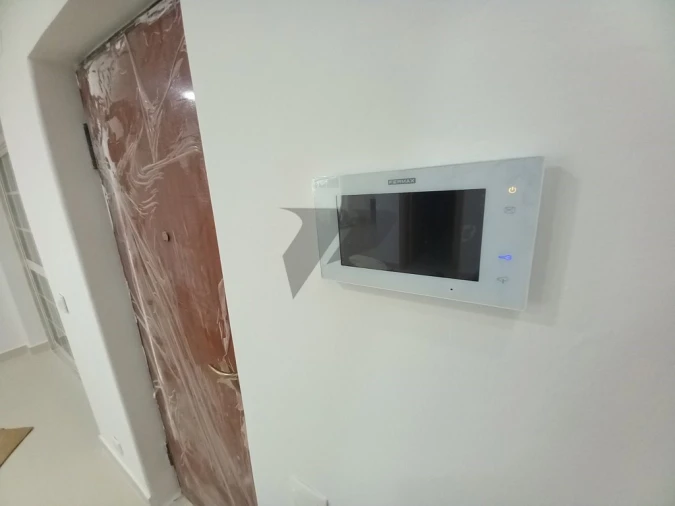 Moradia T6 para Venda em Carcavelos e Parede Foto 37