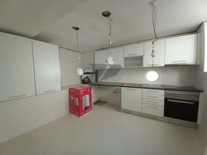 Moradia T6 para Venda em Carcavelos e Parede Foto 53