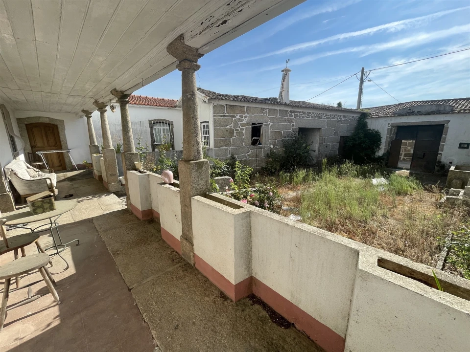 Moradia T3 para Venda em Travancinha Foto 2