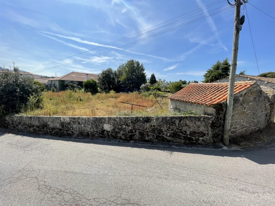 Moradia T3 para Venda em Travancinha Foto 5