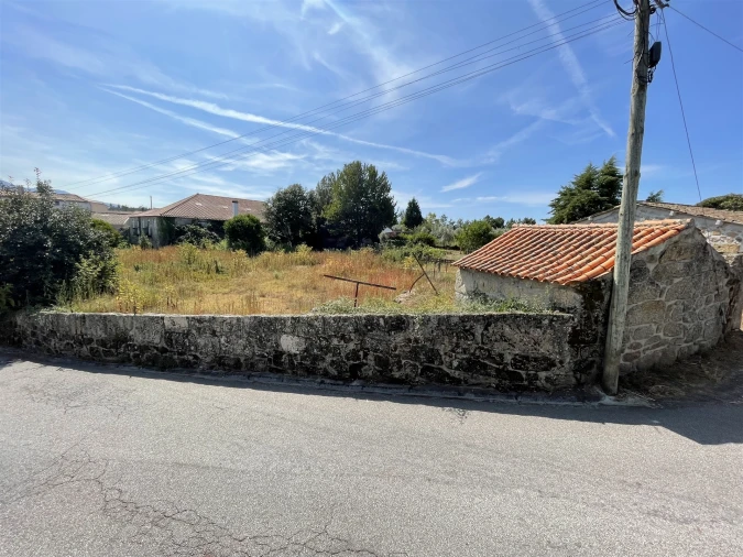 Moradia T3 para Venda em Travancinha Foto 5