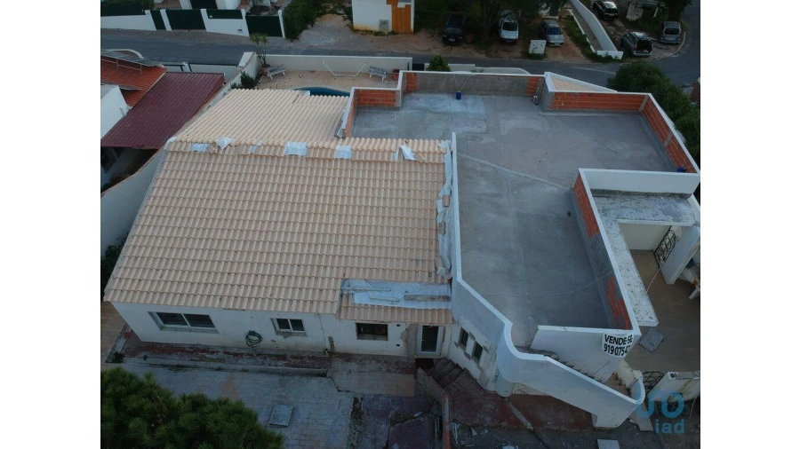 Moradia T4 para Venda em Quarteira Foto 7