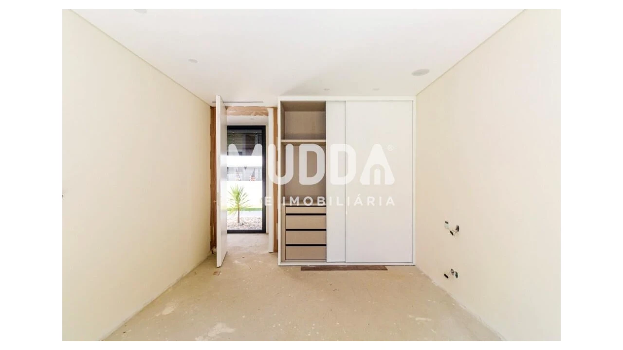 Moradia T4 para Venda em Rio Meão Foto 23