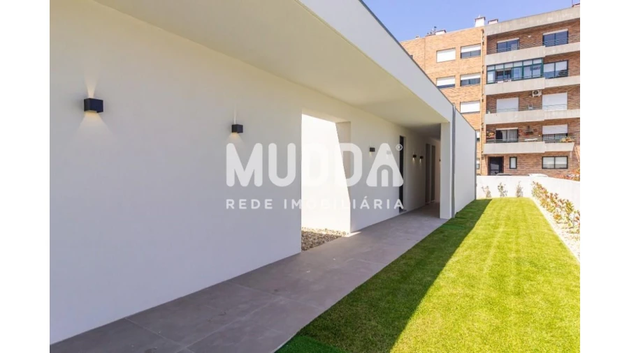 Moradia T4 para Venda em Rio Meão Foto 4