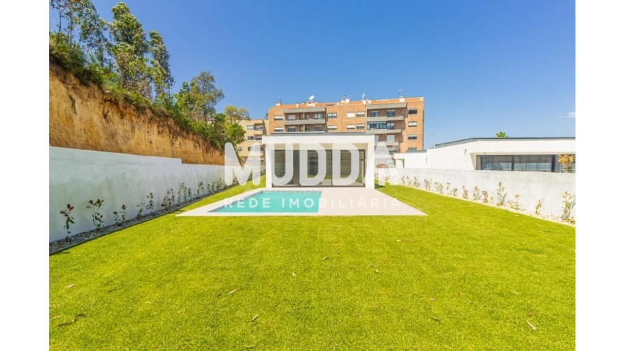 Moradia T4 para Venda em Rio Meão Foto 8