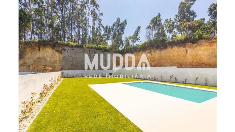 Moradia T4 para Venda em Rio Meão Foto 6